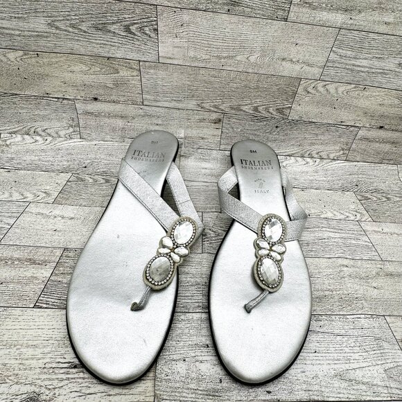 Italian Shoemaker Women's Thong Flip Flop Sandals w/ Gems, Size 9M - Picture 5 of 7